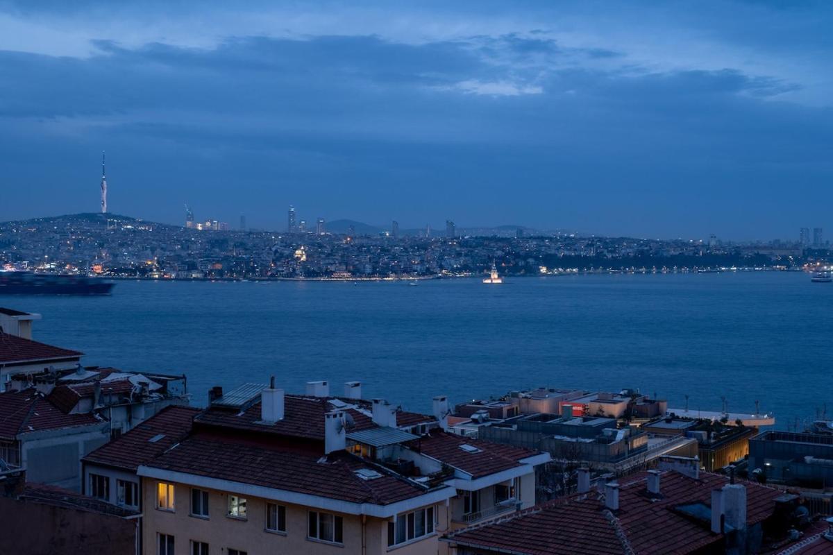 Daire Bosphorus View With Two Bedrooms *